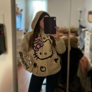 Forever 21 x Hello Kitty and Friends Women’s Zip-up Hoodie